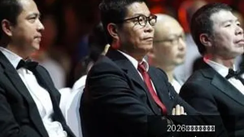 2026年全球首发华硕 -98 - 8路由器评测2026世界杯举办城市入口：加拿大独占发售，双万兆网口畅享30超速体验